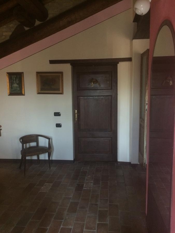 B&B Ai Tre Confini Monzambano Exterior foto
